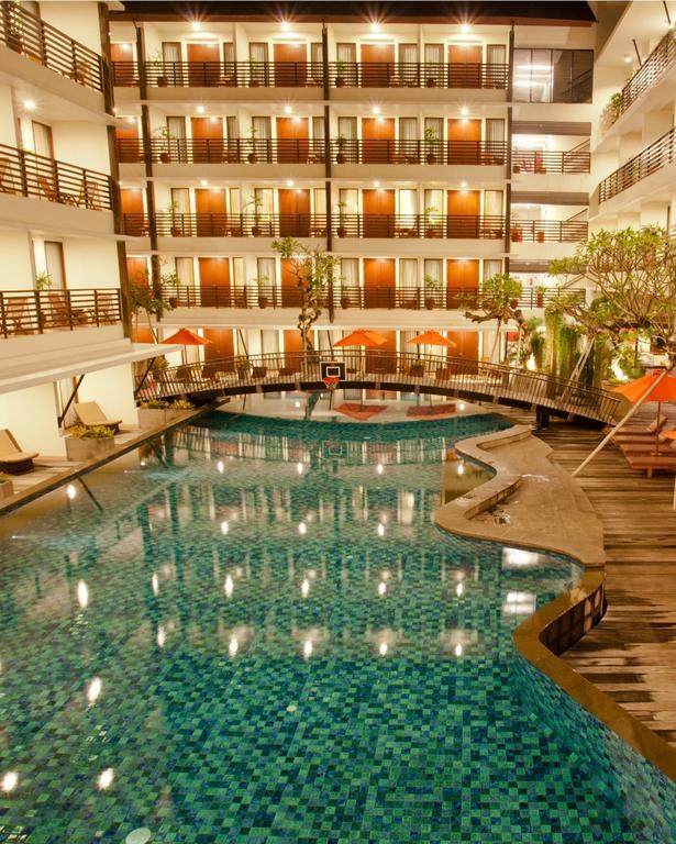 Sun Island & Kuta होटल 4*